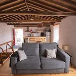 94 Апартаменты Ribeirinha (Pico Island)