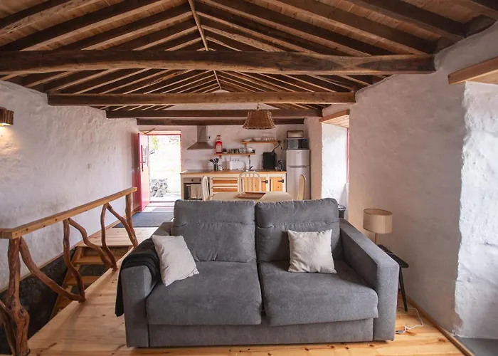 94 Apartment Ribeirinha (Pico Island)